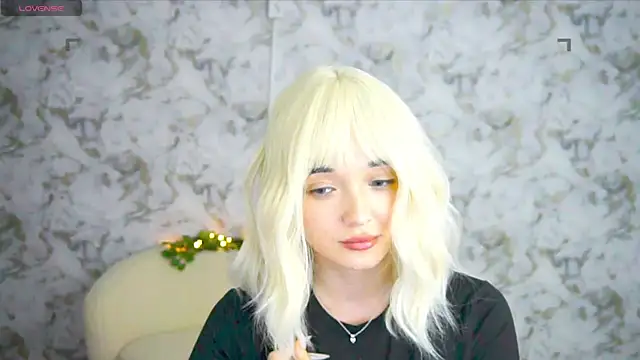 Ashley_S webcam