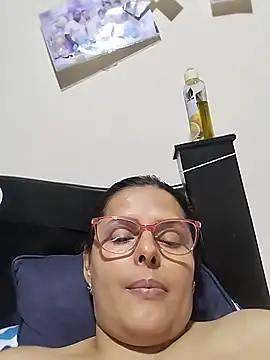 Bella_Morena27 webcam