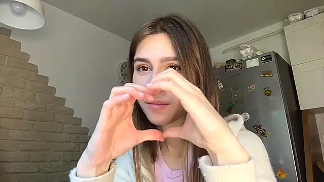 ZaraGuyette webcam