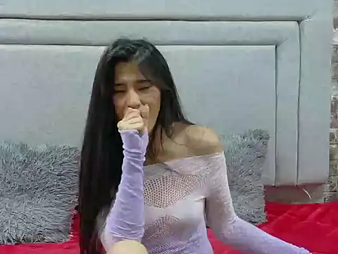 Annitarogers_ webcam