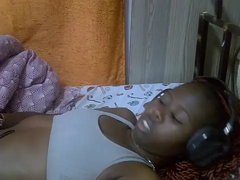 hot_petrah webcam