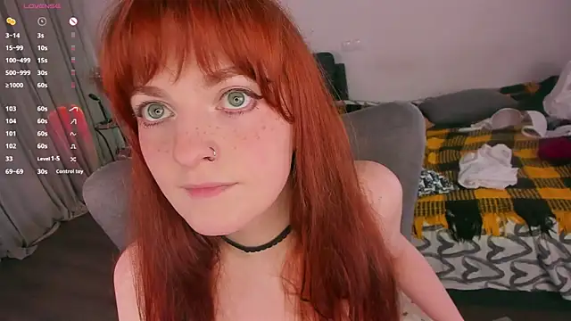 Alice_CutePerv webcam
