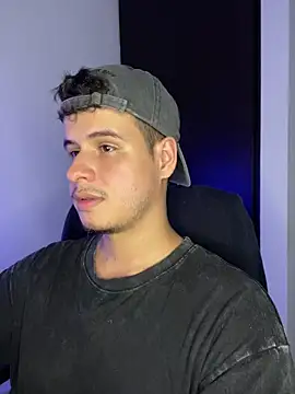 BjornSteel live cam on StripChat