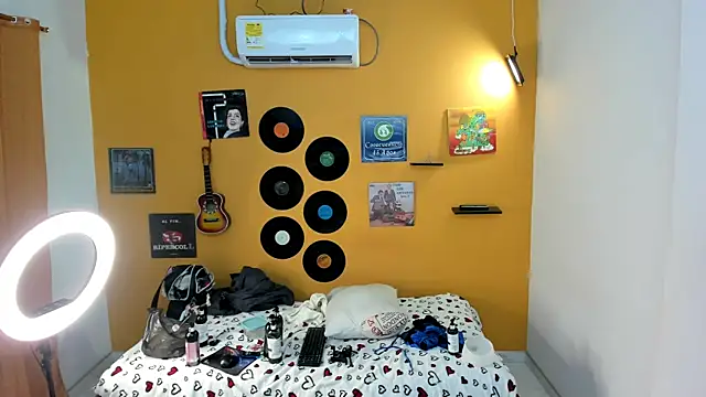 lilithevil32 webcam