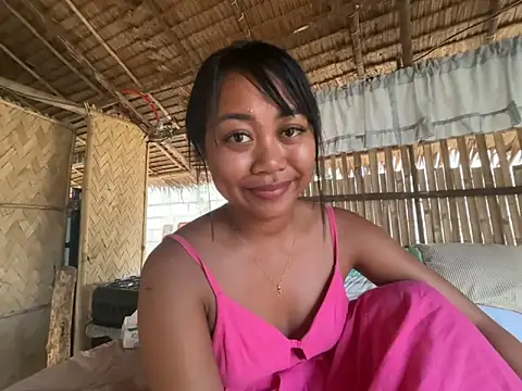 Juliet_official_pro webcam