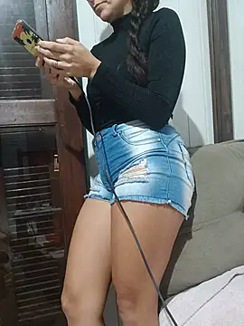 Lupita_sol live cam