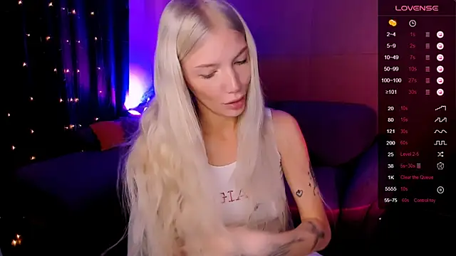 AnyaTaylor_ webcam
