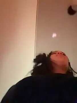 SQUIRTINGQUEEN11 webcam