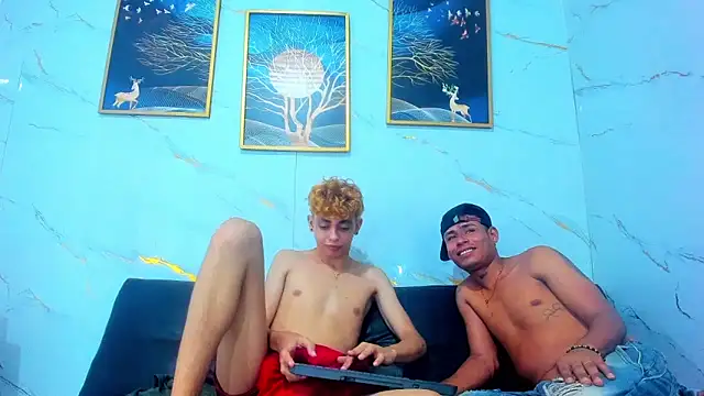 Spicy_guys live cam on StripChat