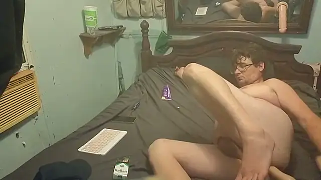 butttslut webcam