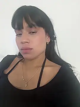 GoddessBrunette webcam