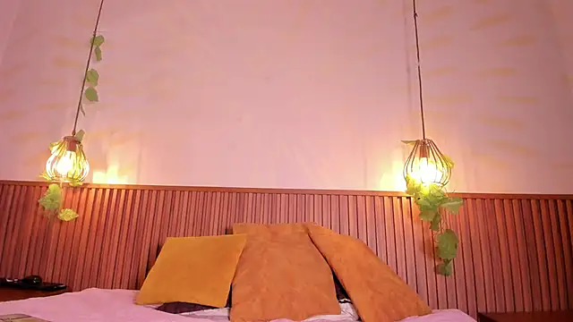 daphne_courtis webcam
