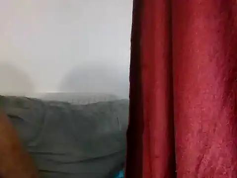Sleek_petite webcam