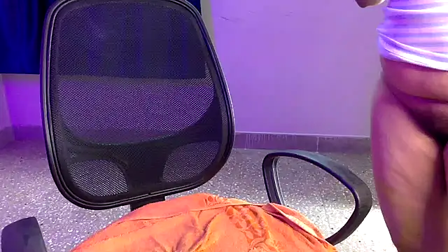 Anjali-Queen webcam