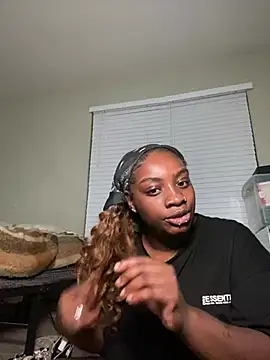 LillShayy webcam