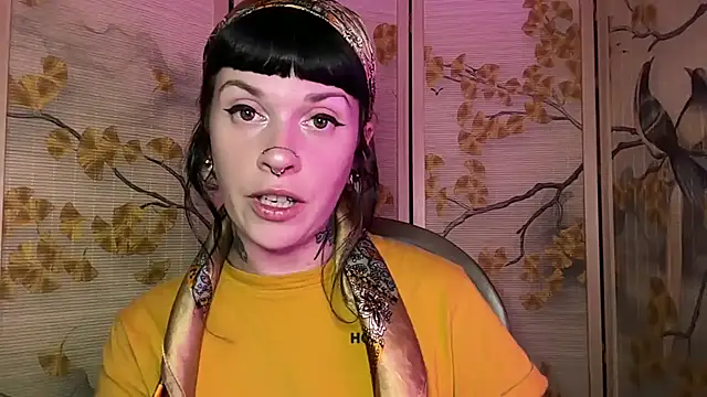 Marcelinegoddess webcam