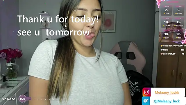 Melannyy_ webcam