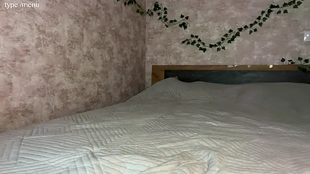 cutiemia0 webcam