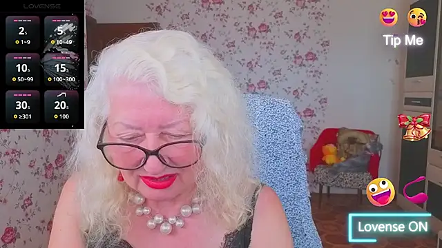 Maya_Mayflower webcam