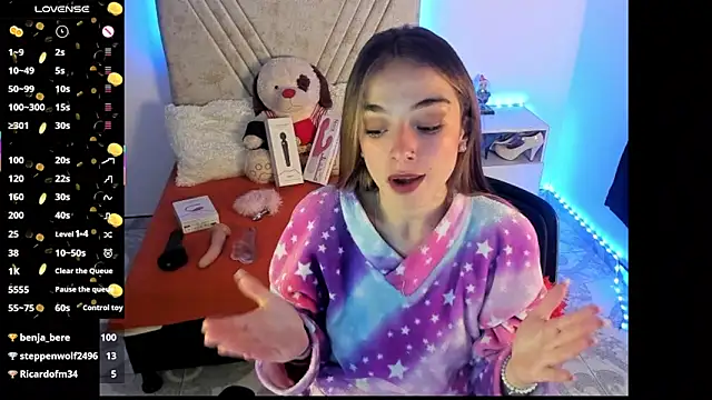 Mia_Victoria22 webcam