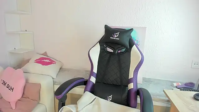 Ella_starrr__ webcam