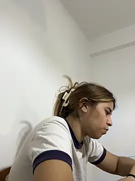 baddieasiantv webcam