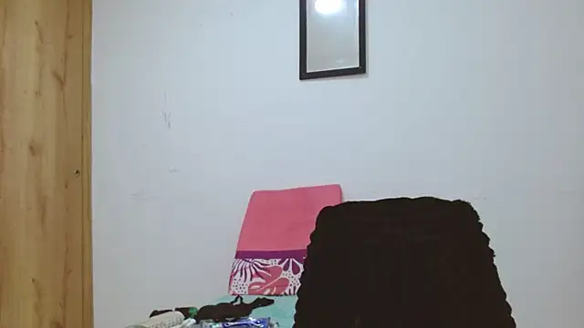 Emily_Lopera webcam