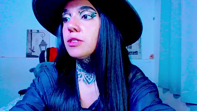 LannieGonzales webcam