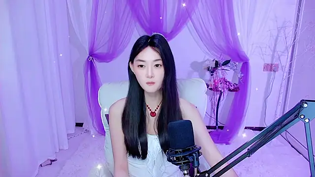 Tili_Lucky webcam