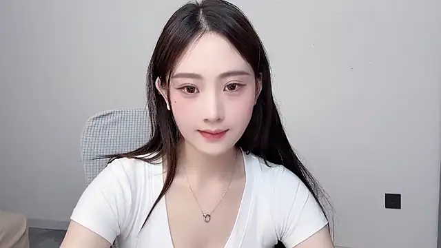 _222Mia webcam