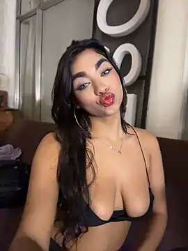 BellaRicciX_X webcam