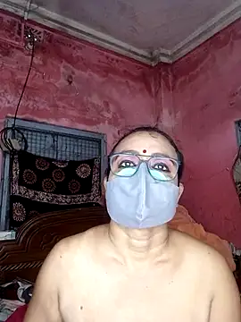MoonLusty webcam