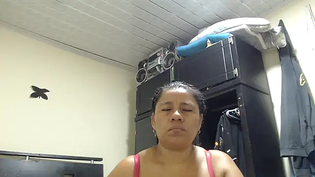 adrixxx38 webcam
