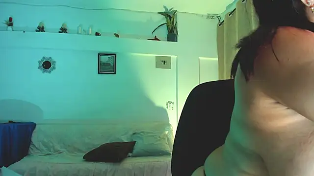 Sinthia_Collins webcam