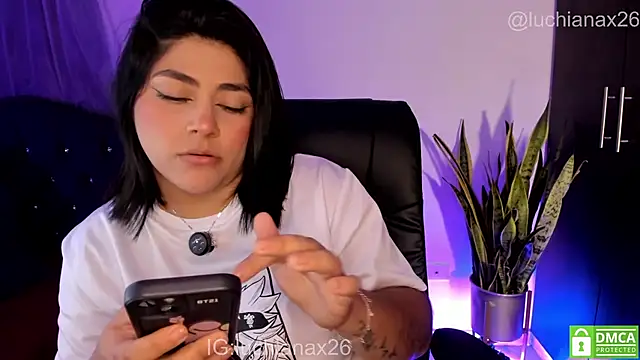 lucy26_ webcam
