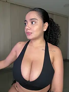 Curlyierr webcam