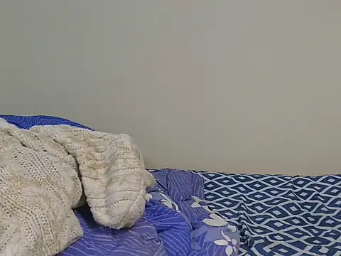 pookie_smiles webcam