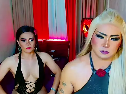 Wildest_Slave_Huntress webcam