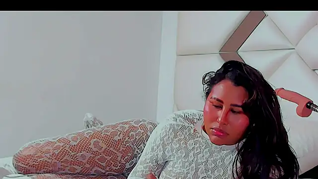 StormyButty18 live cam on StripChat