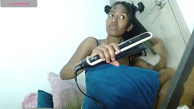 avaleri_cherry webcam
