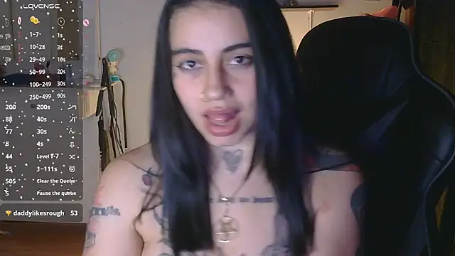 val_bardot live cam on StripChat