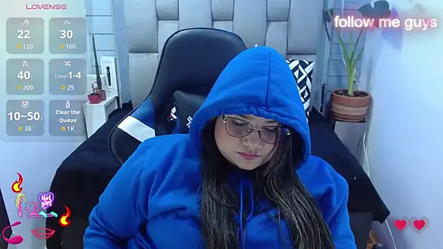 evelin_zaens live cam on StripChat