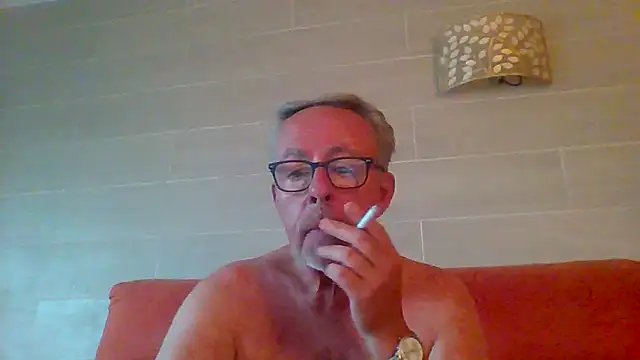 tuggy59 live cam on StripChat
