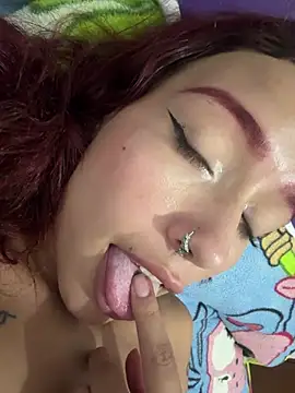 Cherry_Scarlet_ webcam