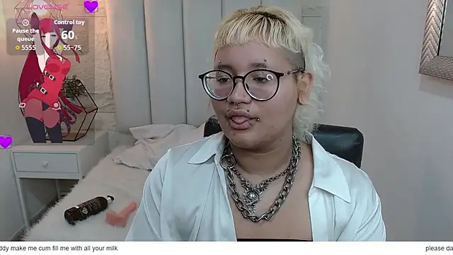 Echypyon_ live cam on StripChat