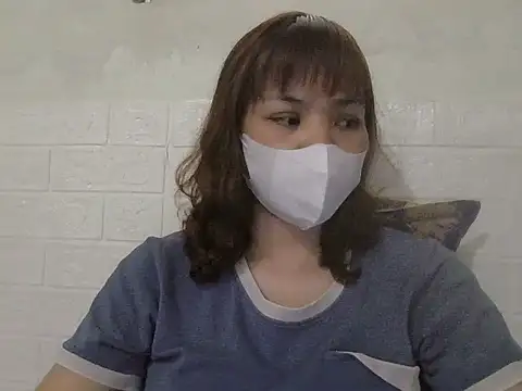 Angela-Eira webcam