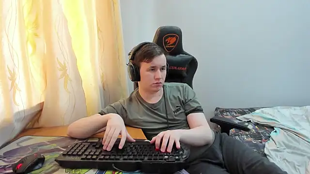 iliaskrislove webcam