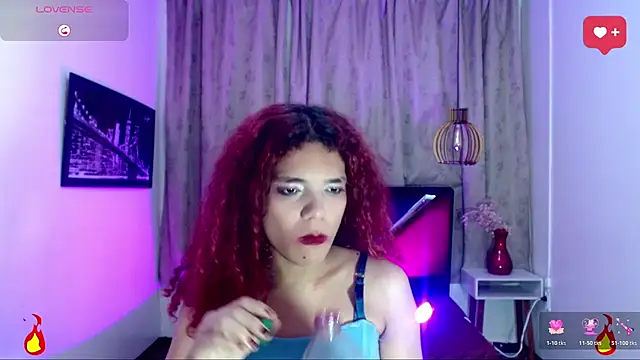 luisa__torres webcam