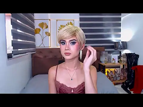 JuicyCockThea webcam