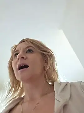 KaylinJan webcam
